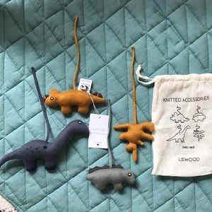 Liewood Dino knitted play gym/mobile accessories